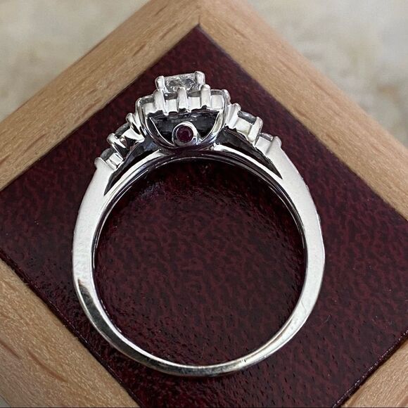 14K Diamond 1.08 Carats Princess Cut Halo Style Engagement Ring - NEW - Picture 7 of 10